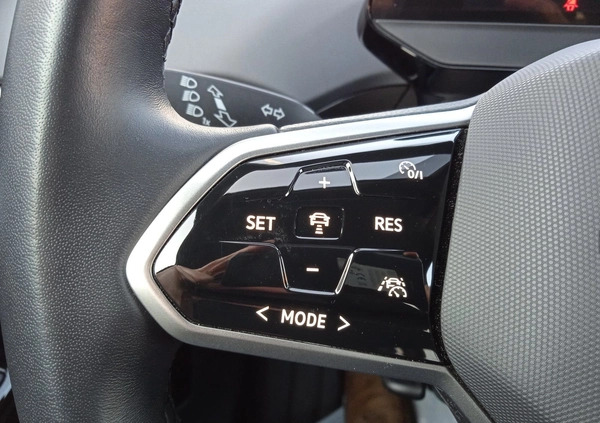 Volkswagen ID.4 cena 138000 przebieg: 10138, rok produkcji 2021 z Gliwice małe 379